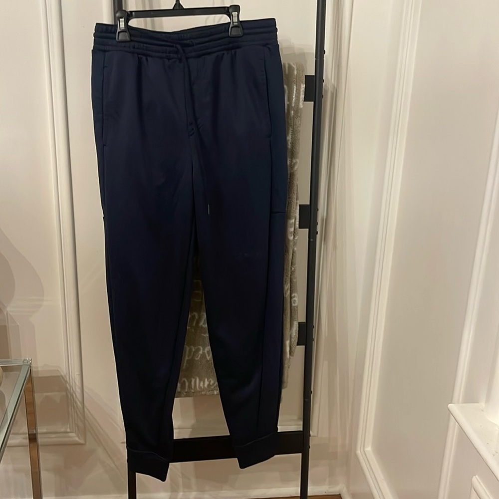 Oakley joggers - navy xs